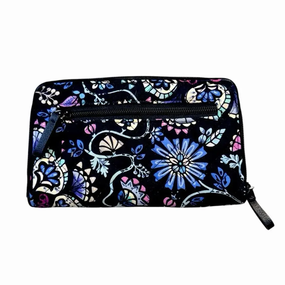 Vera Bradley African Violet RFID Turnlock Wallet Organizer Retired Quilted